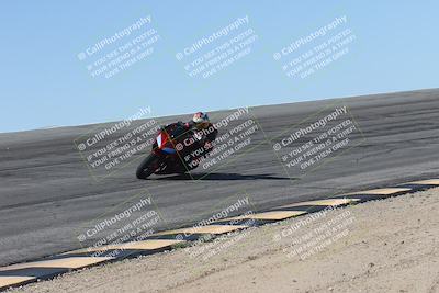 media/Oct-13-2025-Moto Forza (Mon) [[a66d839500]]/3-B Group/Session 2 (Bowl)/